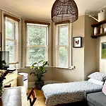 Comfortable Central Apartment in London